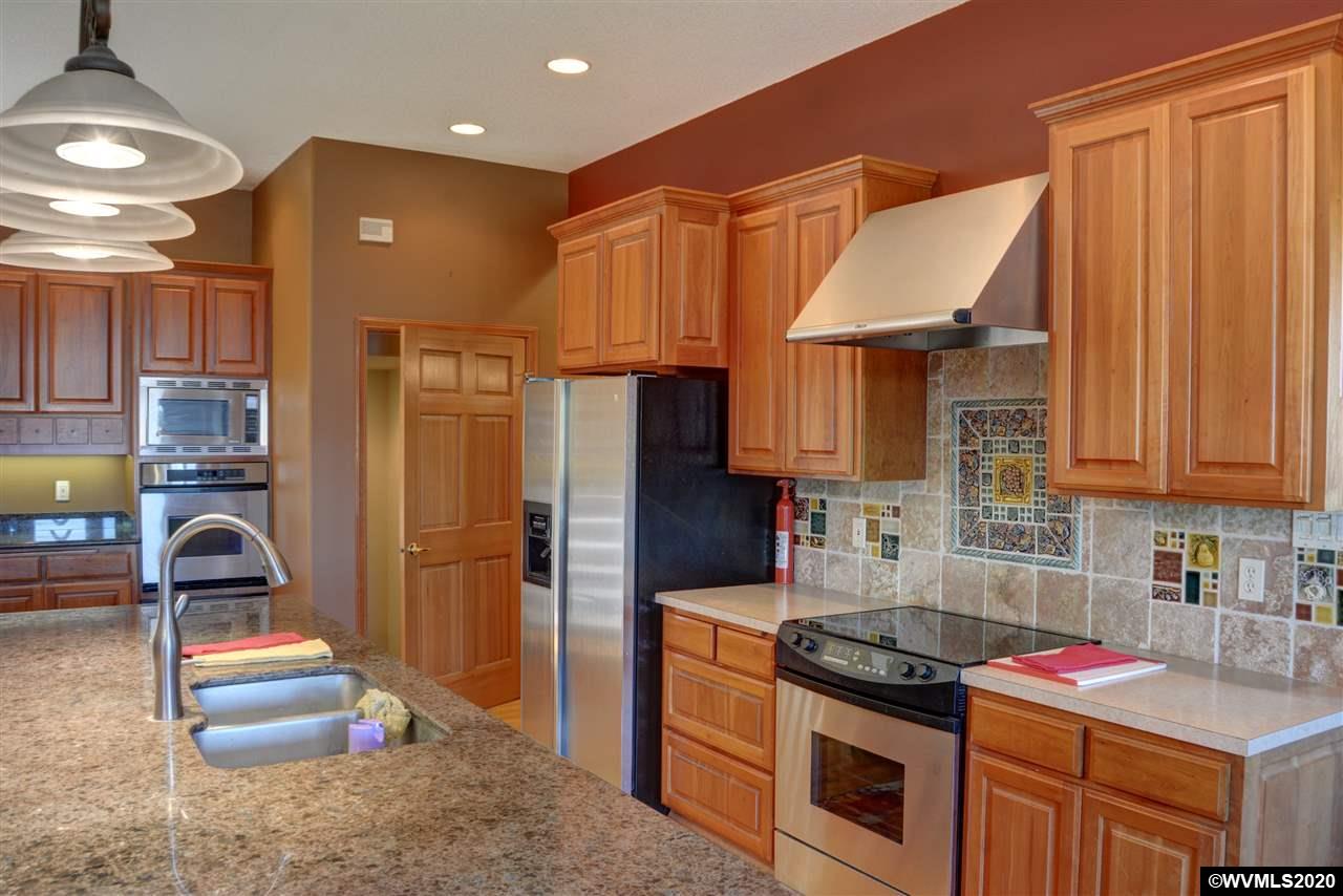 20801 River Road Northeast St. Paul, OR 97137 - Photo 8 of 42
