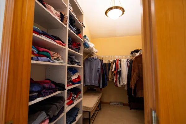 $595,000 | 3 Timberland Drive, Binghamton, NY 13903