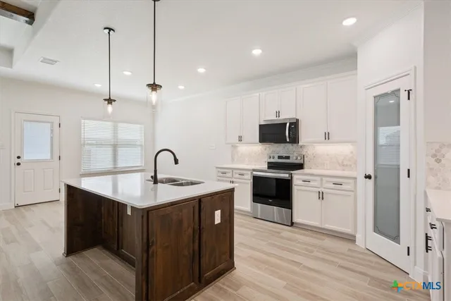 $330,000 | 2221 Bigtooth Maple Road, Temple, TX 76502