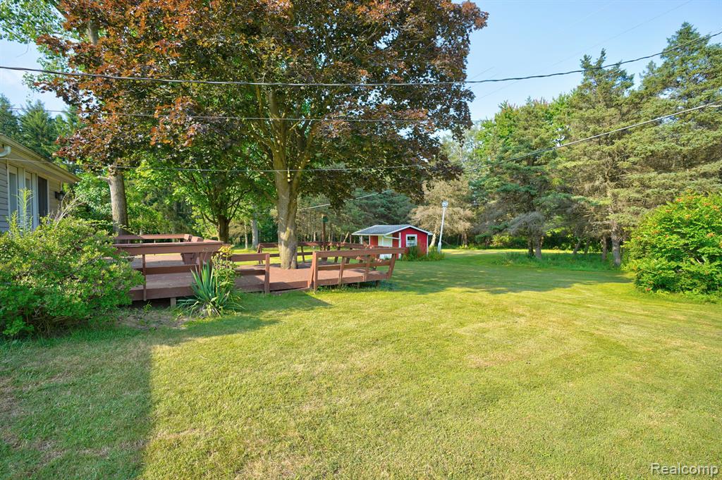 4671 Rochester Road Dryden, MI 48428 - Photo 6 of 57