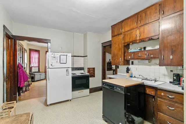 $168,000 | 217 North Main Street, Reeseville, WI 53579