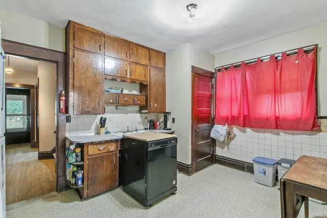 $168,000 | 217 North Main Street, Reeseville, WI 53579