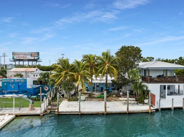 $1,400,000 | 206 12th Street Gulf, Marathon, FL 33050