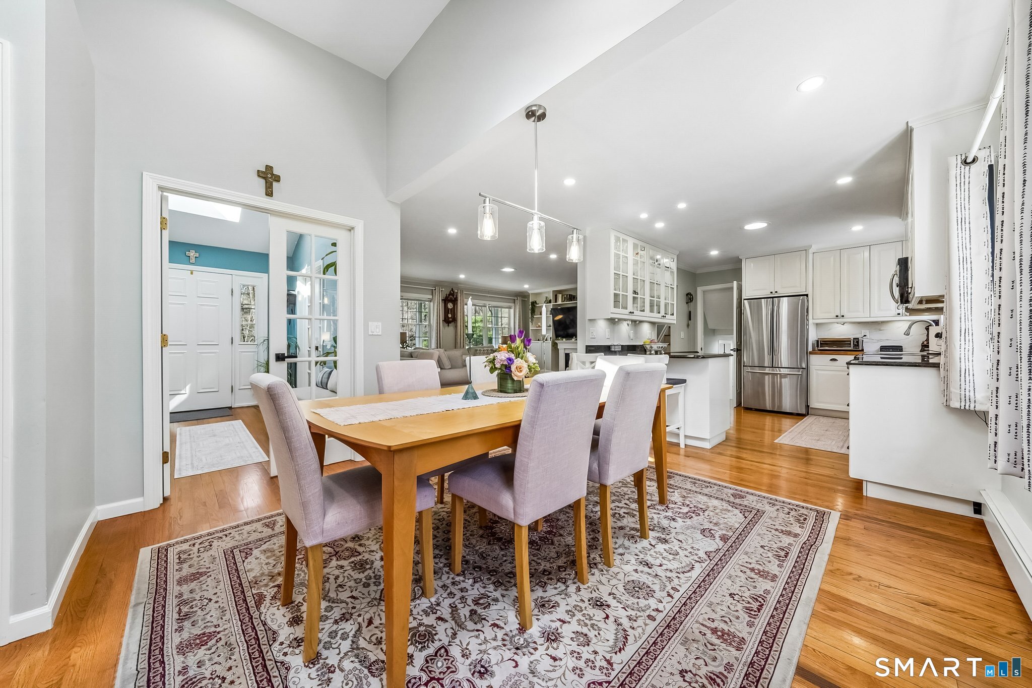 16 Eastwood Road Norwalk, CT 06851 - Photo 16 of 47