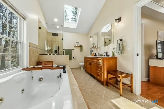 16 Eastwood Road Norwalk, CT 06851 - Photo 19 of 47