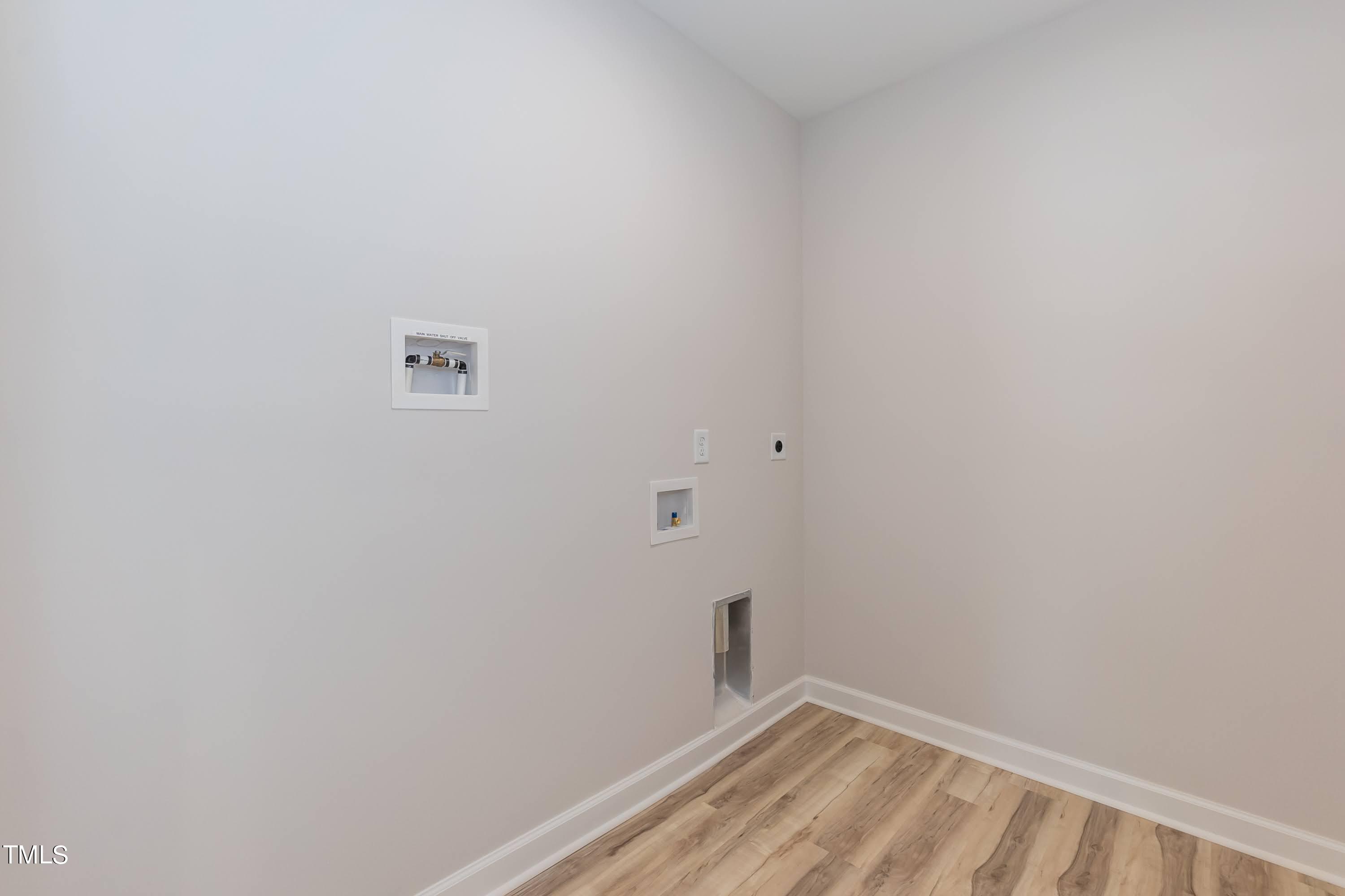 1730 Malone Road Burlington, NC 27215 - Photo 15 of 25 Laundry 01