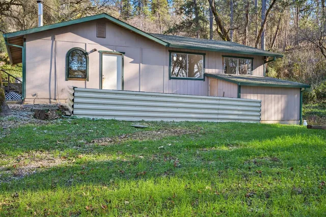 $400,000 | 805 Country Road, Meadow Vista, CA 95722