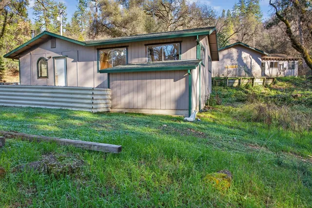 $400,000 | 805 Country Road, Meadow Vista, CA 95722