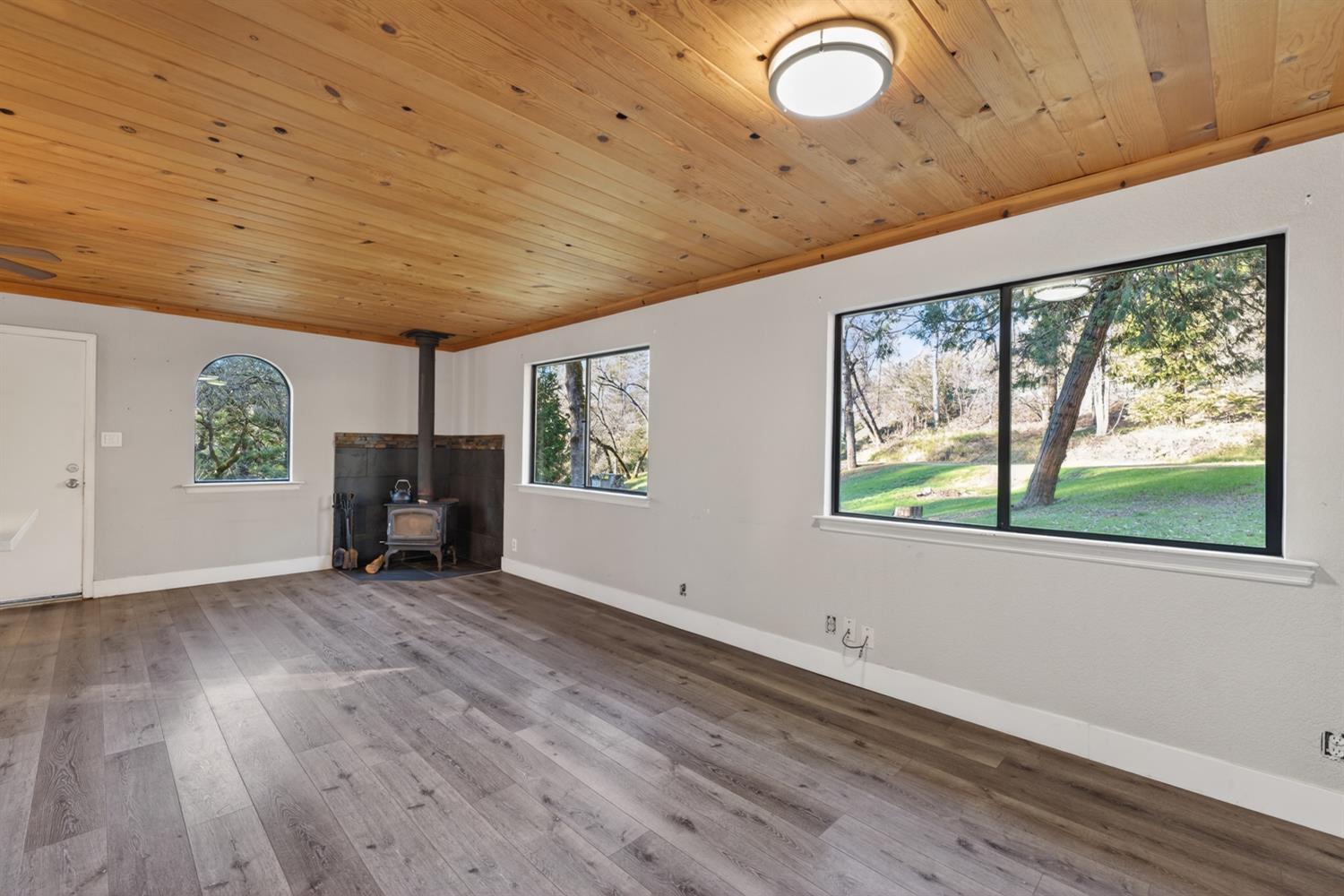 805 Country Road Meadow Vista, CA 95722 - Photo 8 of 44