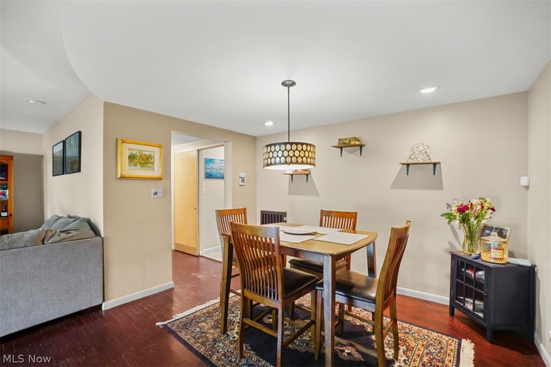 1115 Rutherford Road Cleveland, OH 44112 - Photo 6 of 25