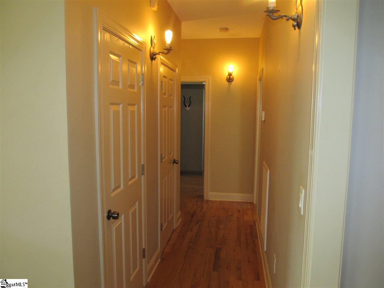 211 North Rutherford Road Greer, SC 29651 - Photo 11 of 36