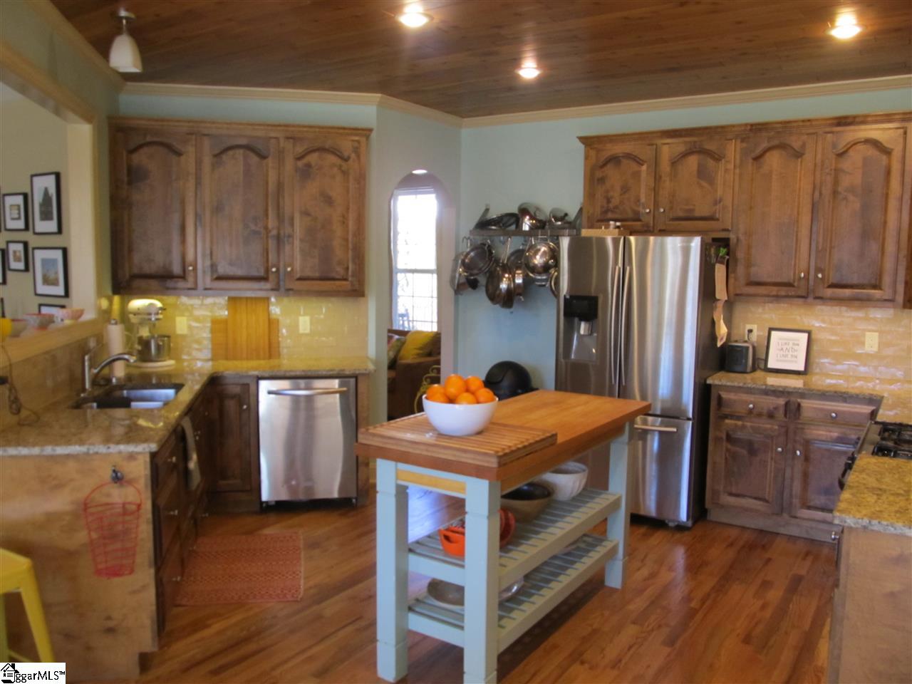 211 North Rutherford Road Greer, SC 29651 - Photo 17 of 36