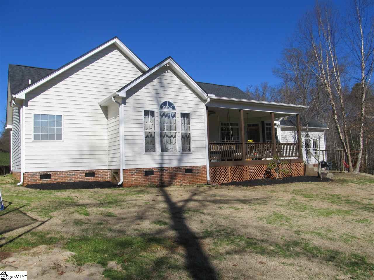 211 North Rutherford Road Greer, SC 29651 - Photo 7 of 36
