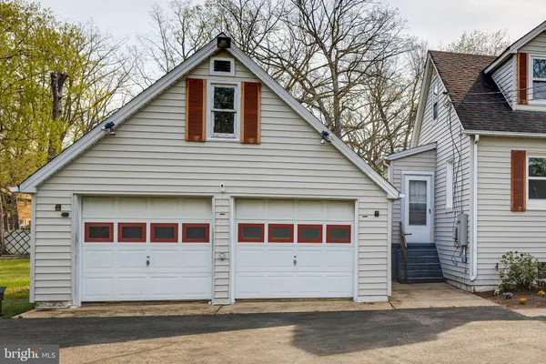 $300,000 | 117 Pine Lane, Hainesport, NJ 08036
