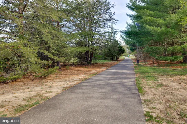 $300,000 | 117 Pine Lane, Hainesport, NJ 08036