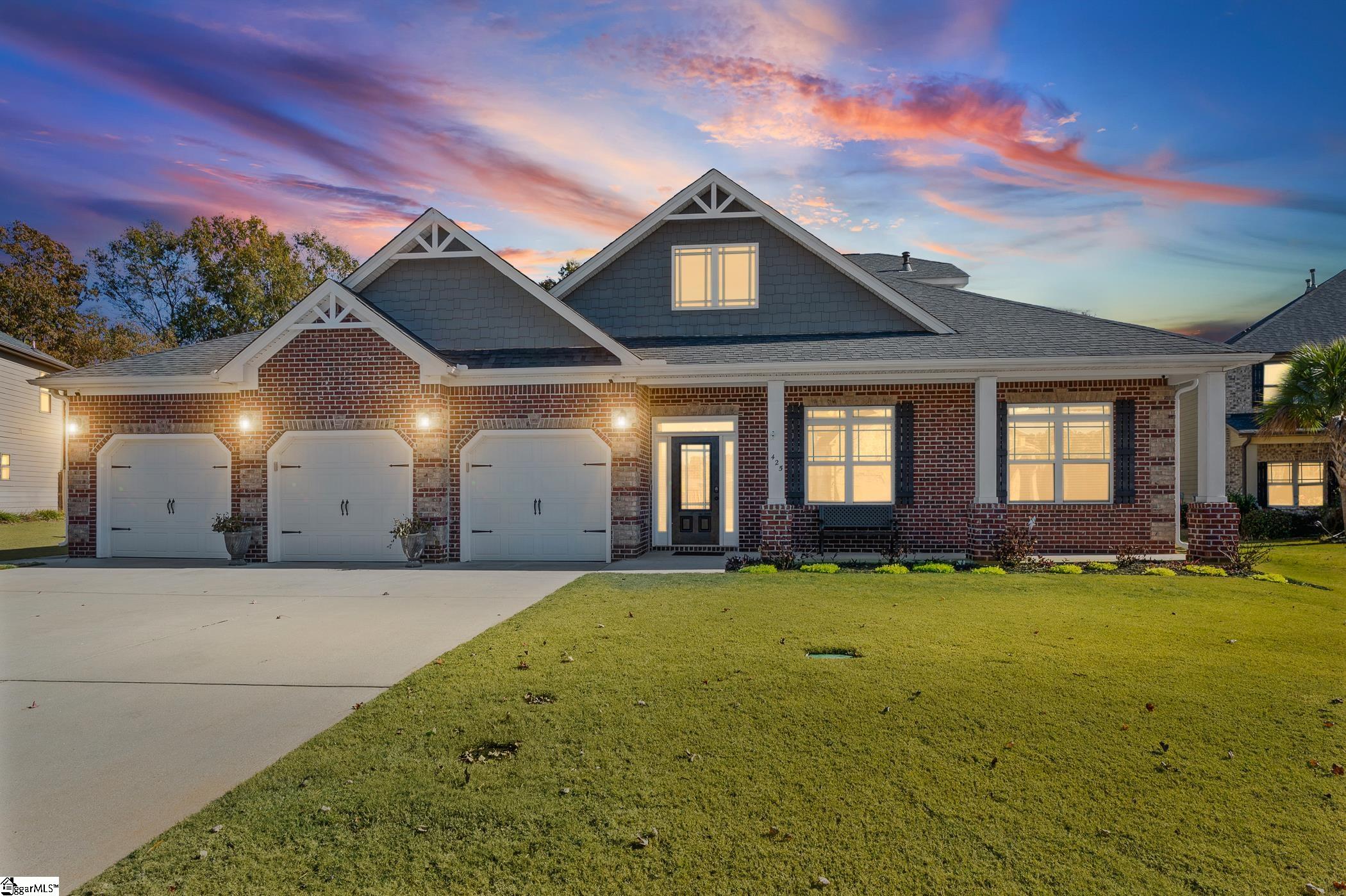 425 Castleford Place Simpsonville, SC 29681 - Photo 1 of 48