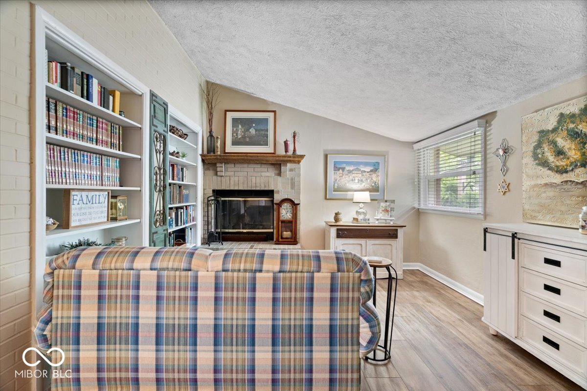 601 Howard Avenue Arcadia, IN 46030 - Photo 5 of 32