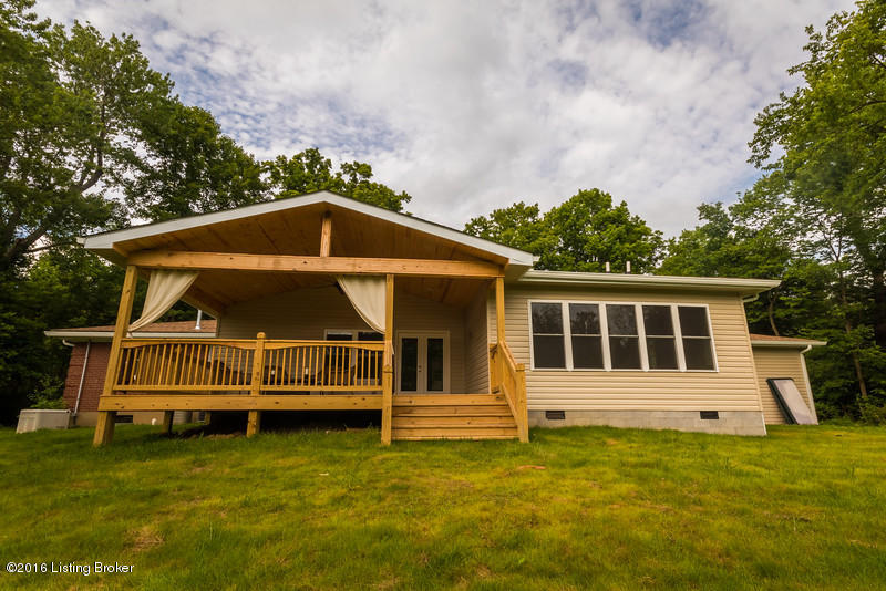 5408 Chenoweth Run Road Louisville, KY 40299 - Photo 40 of 43 Back Deck 3