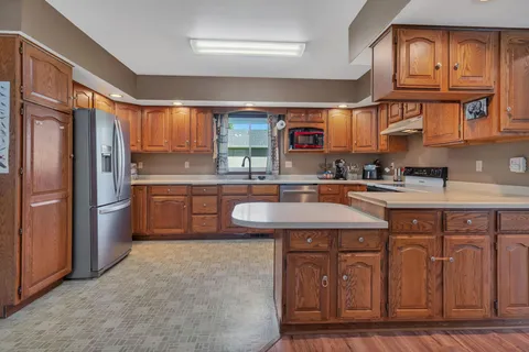 $199,000 | 218 1st Street Northeast, Clara City, MN 56222