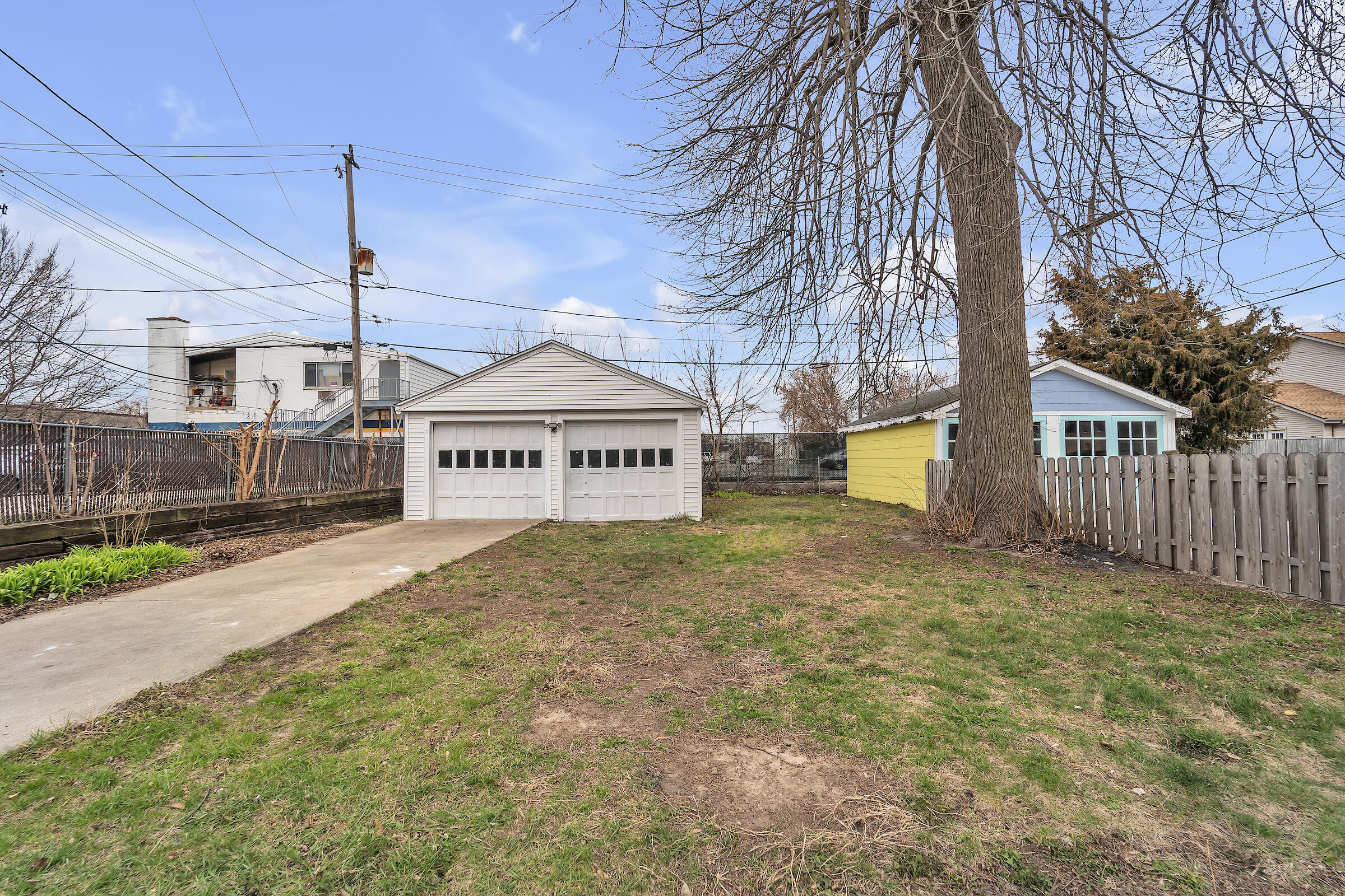 6824 West Hayes Avenue West Allis, WI 53219 - Photo 21 of 21 Exterior