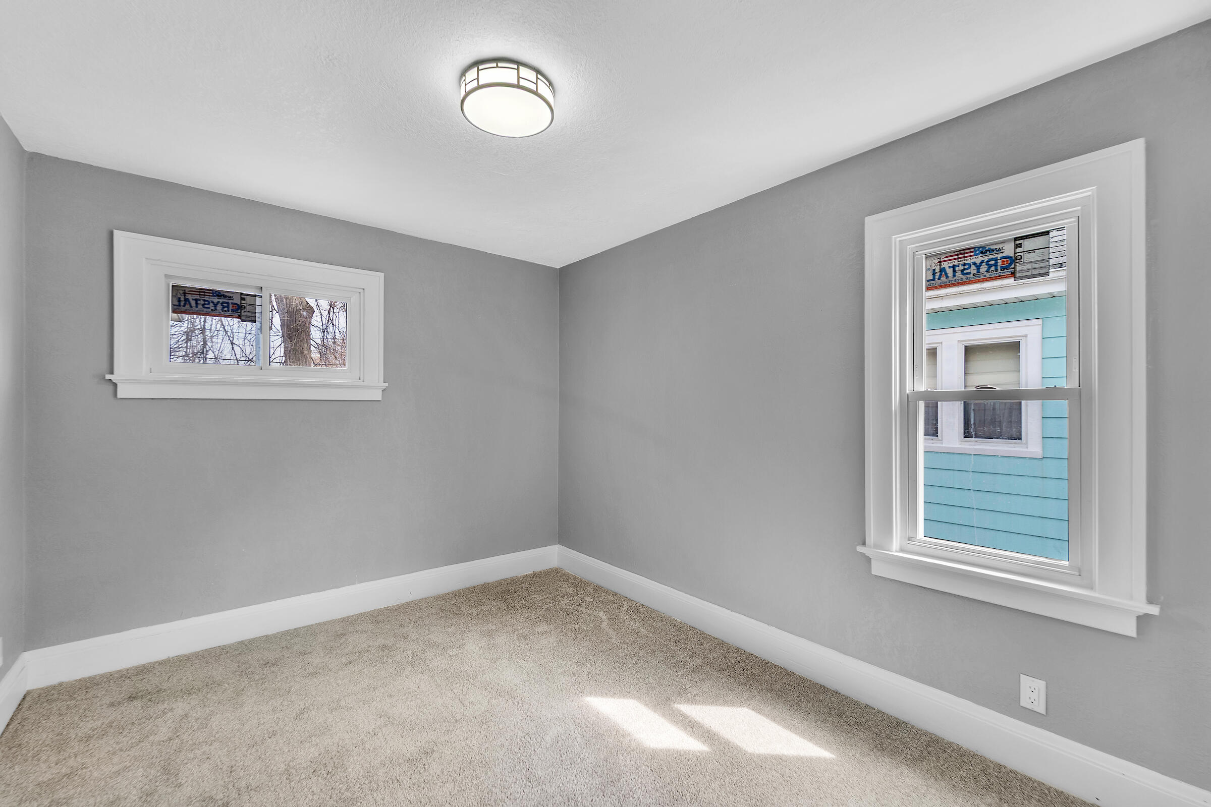 6824 West Hayes Avenue West Allis, WI 53219 - Photo 10 of 21 Bedroom