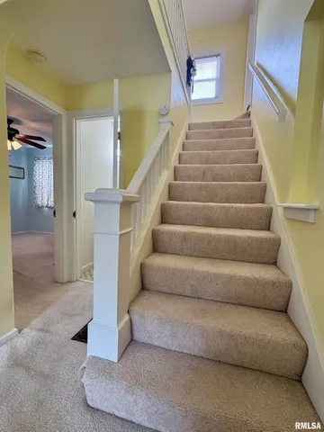 $79,900 | 215 South Jackson Street, Harrisburg, IL 62946