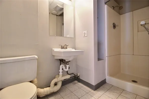 $1,600 | 55 Beach Street, Unit 16, Westerly, RI 02891