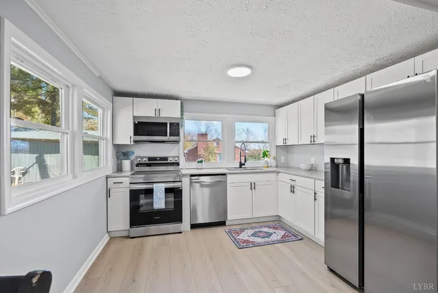 $219,900 | 1071 Settlersway Lane, Goode, VA 24556