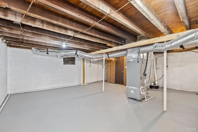 $219,900 | 1071 Settlersway Lane, Goode, VA 24556