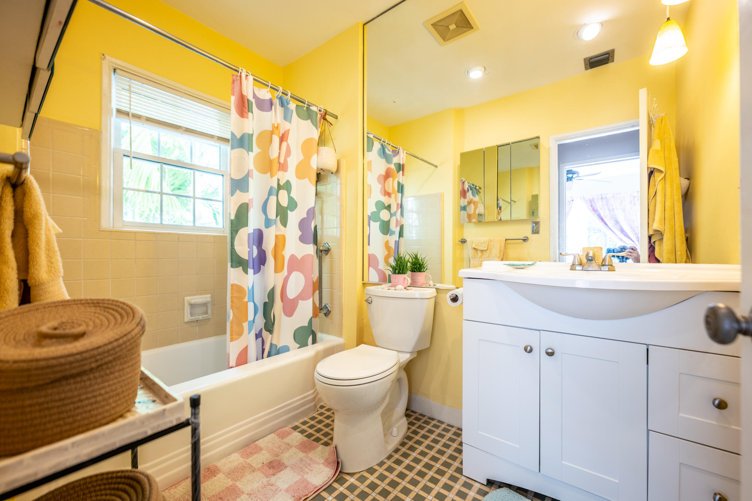 816 South Street, Unit 4 Key West, FL 33040 - Photo 15 of 24 816 SOUTH ST #4, KEY WEST