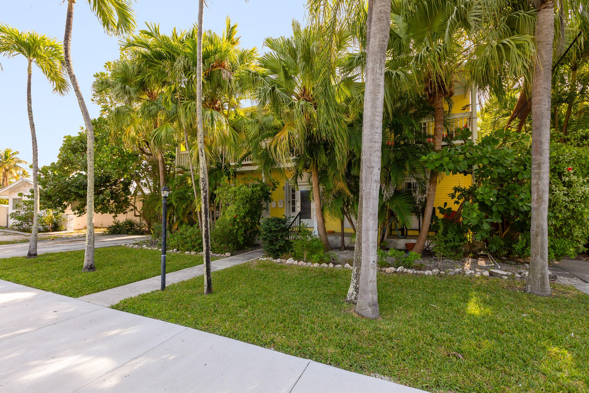 816 South Street, Unit 4 Key West, FL 33040 - Photo 2 of 24 816 SOUTH ST #4, KEY WEST