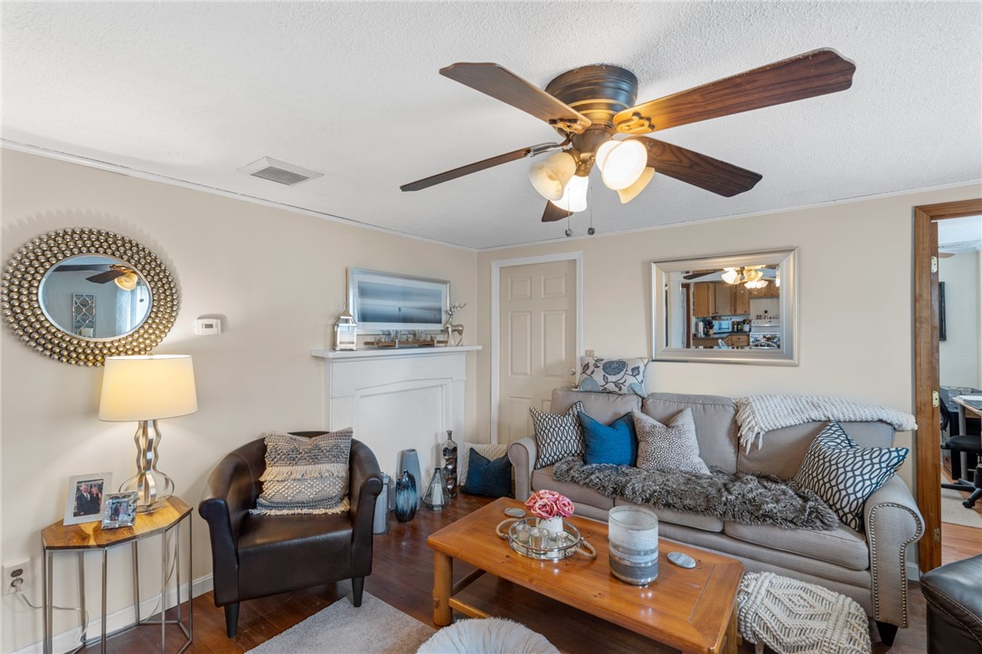 101 Water Street Warren, RI 02885 - Photo 7 of 49