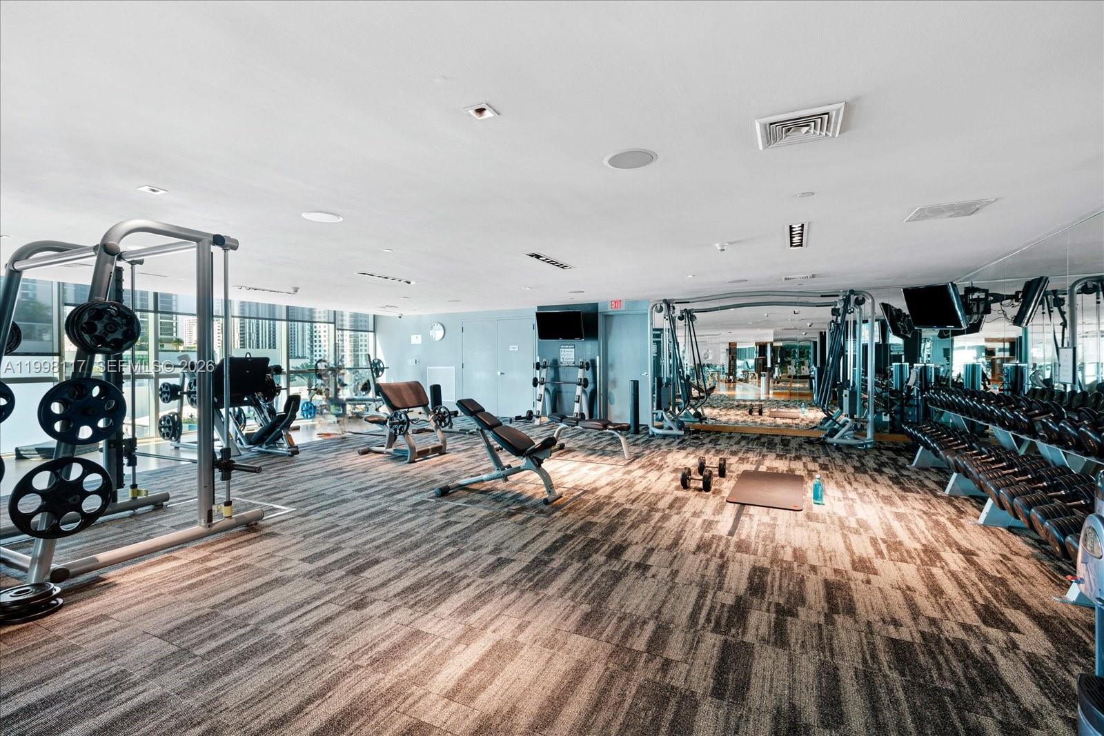 900 Biscayne Boulevard, Unit 3109 Miami, FL 33132 - Photo 28 of 51