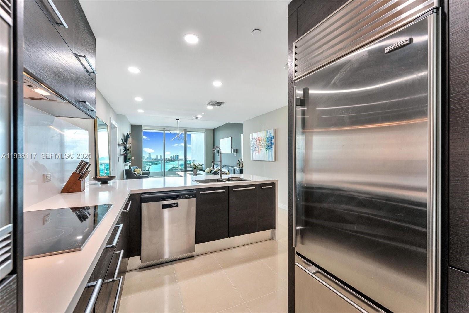 900 Biscayne Boulevard, Unit 3109 Miami, FL 33132 - Photo 9 of 51