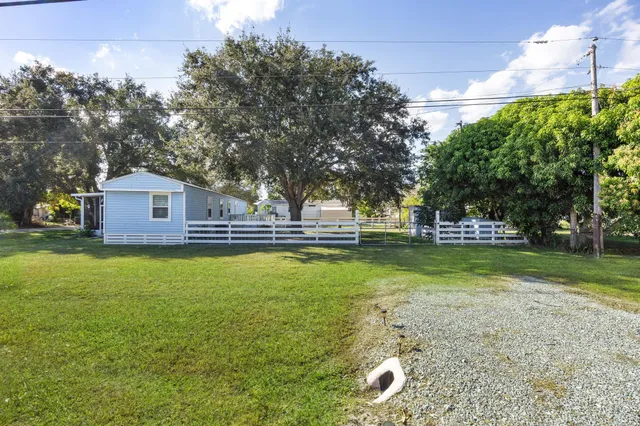 $185,000 | 4910 Deanna Lane, Fort Pierce, FL 34946
