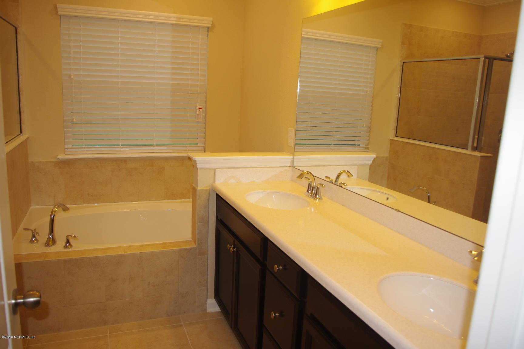 125 Antilles Road St. Augustine, FL 32092 - Photo 10 of 13 WR 124 Master bath1