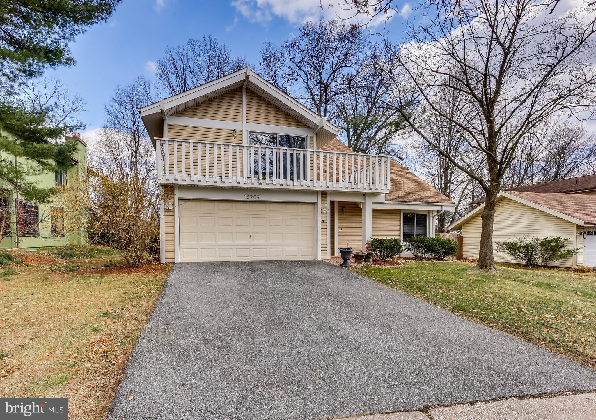 18909 Glendower Road Gaithersburg, MD 20879 - Photo 1 of 30 Exterior (Front)