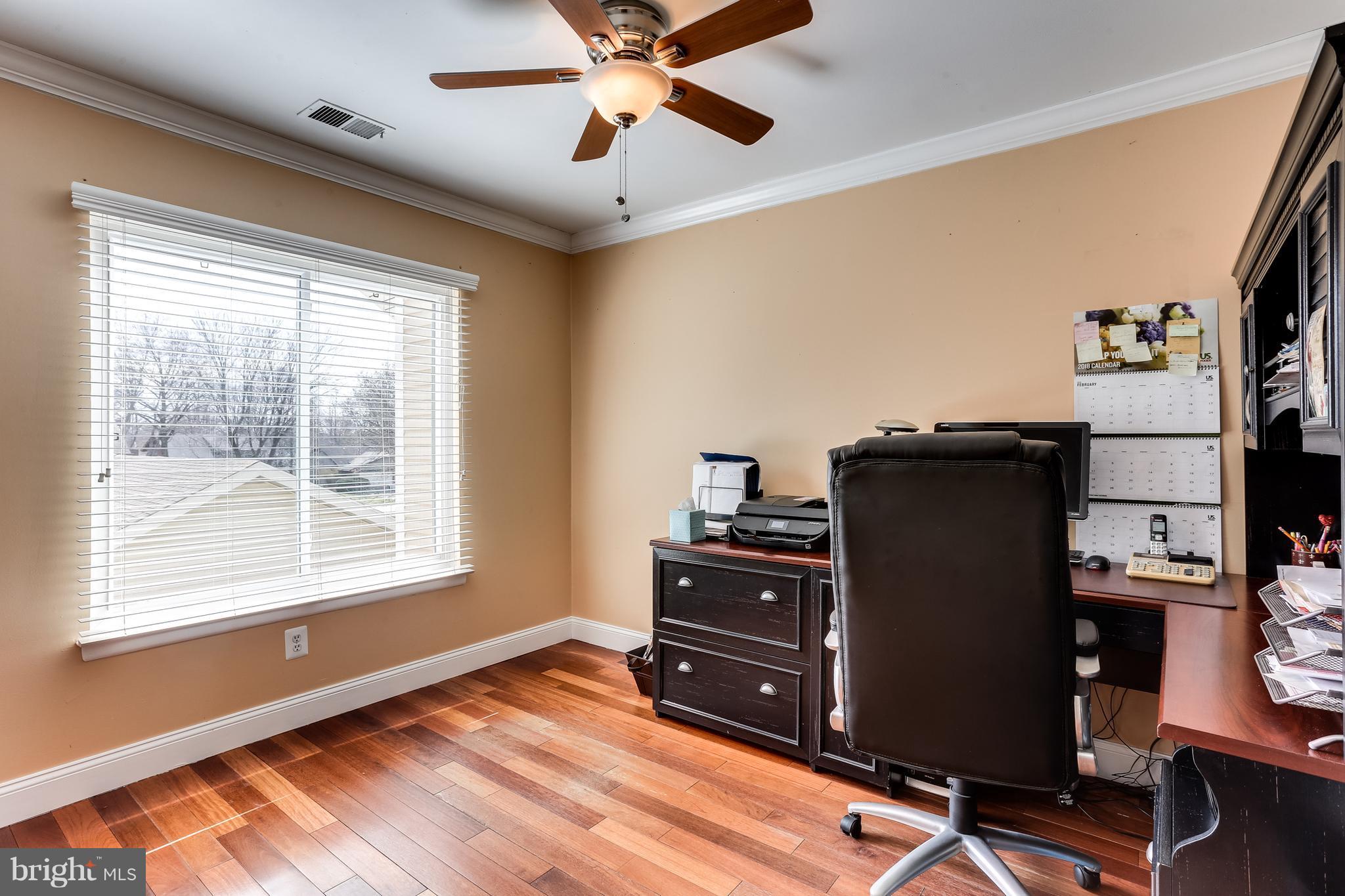 18909 Glendower Road Gaithersburg, MD 20879 - Photo 17 of 30 Bedroom