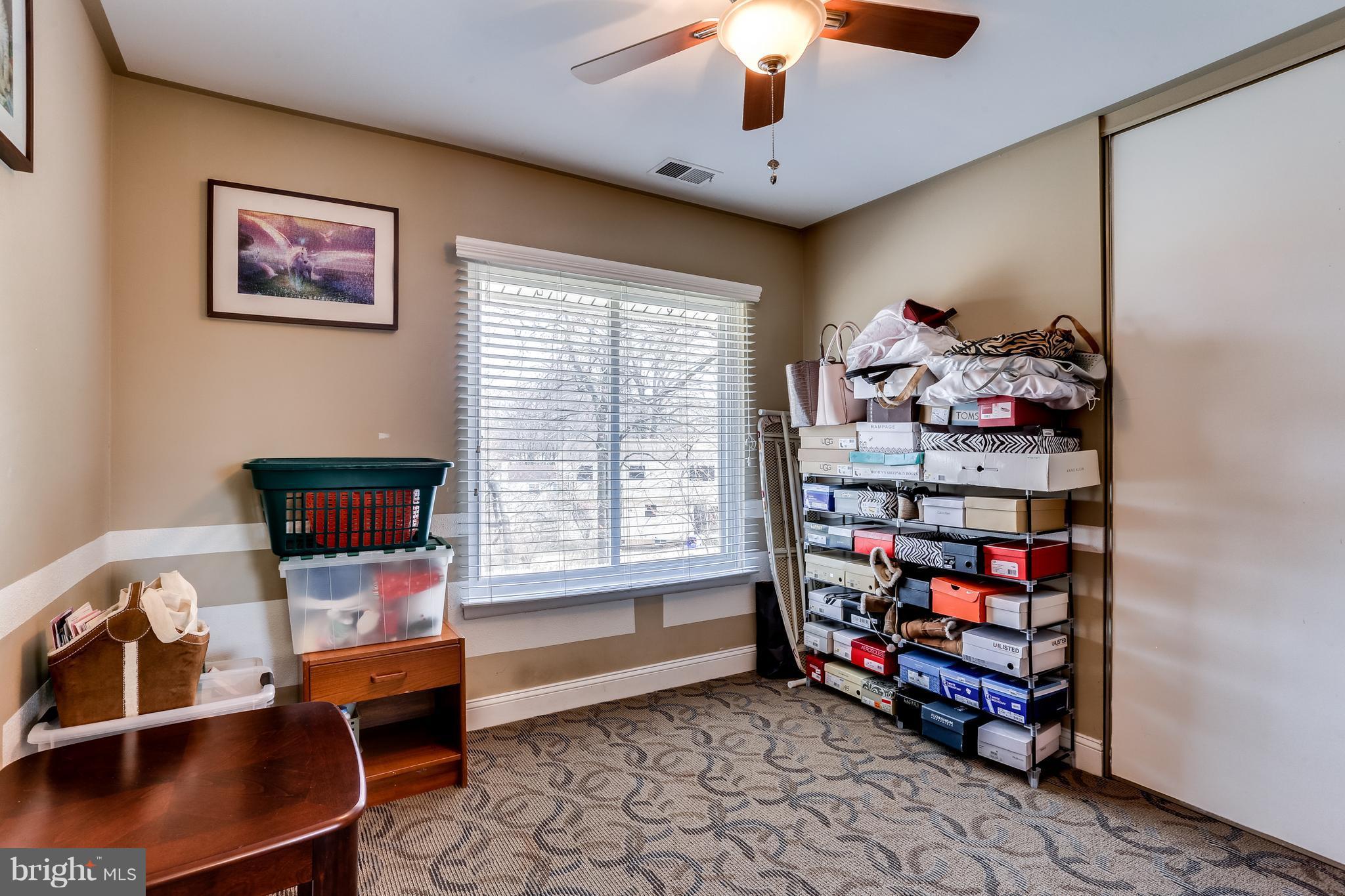 18909 Glendower Road Gaithersburg, MD 20879 - Photo 20 of 30 Bedroom