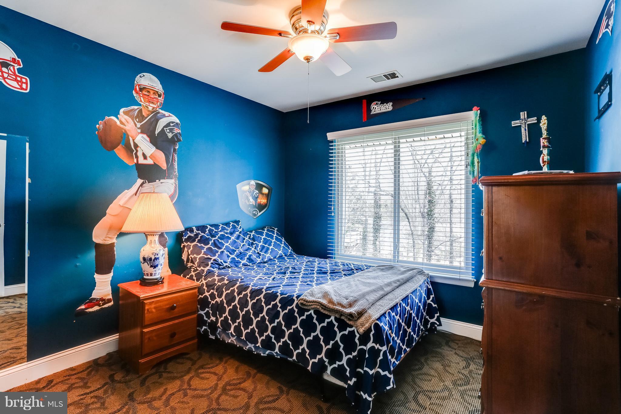 18909 Glendower Road Gaithersburg, MD 20879 - Photo 21 of 30 Bedroom