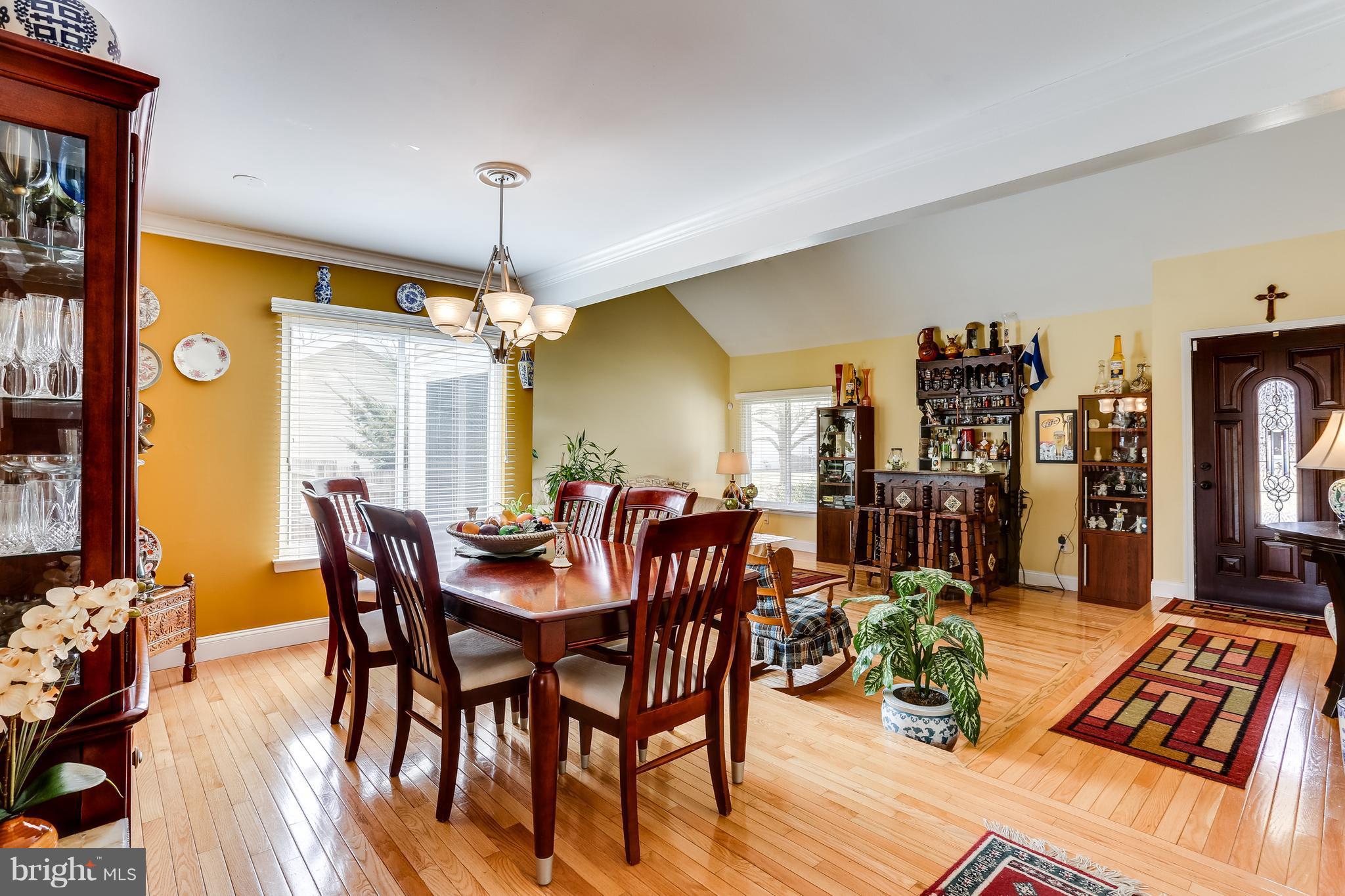 18909 Glendower Road Gaithersburg, MD 20879 - Photo 8 of 30 Dining Room