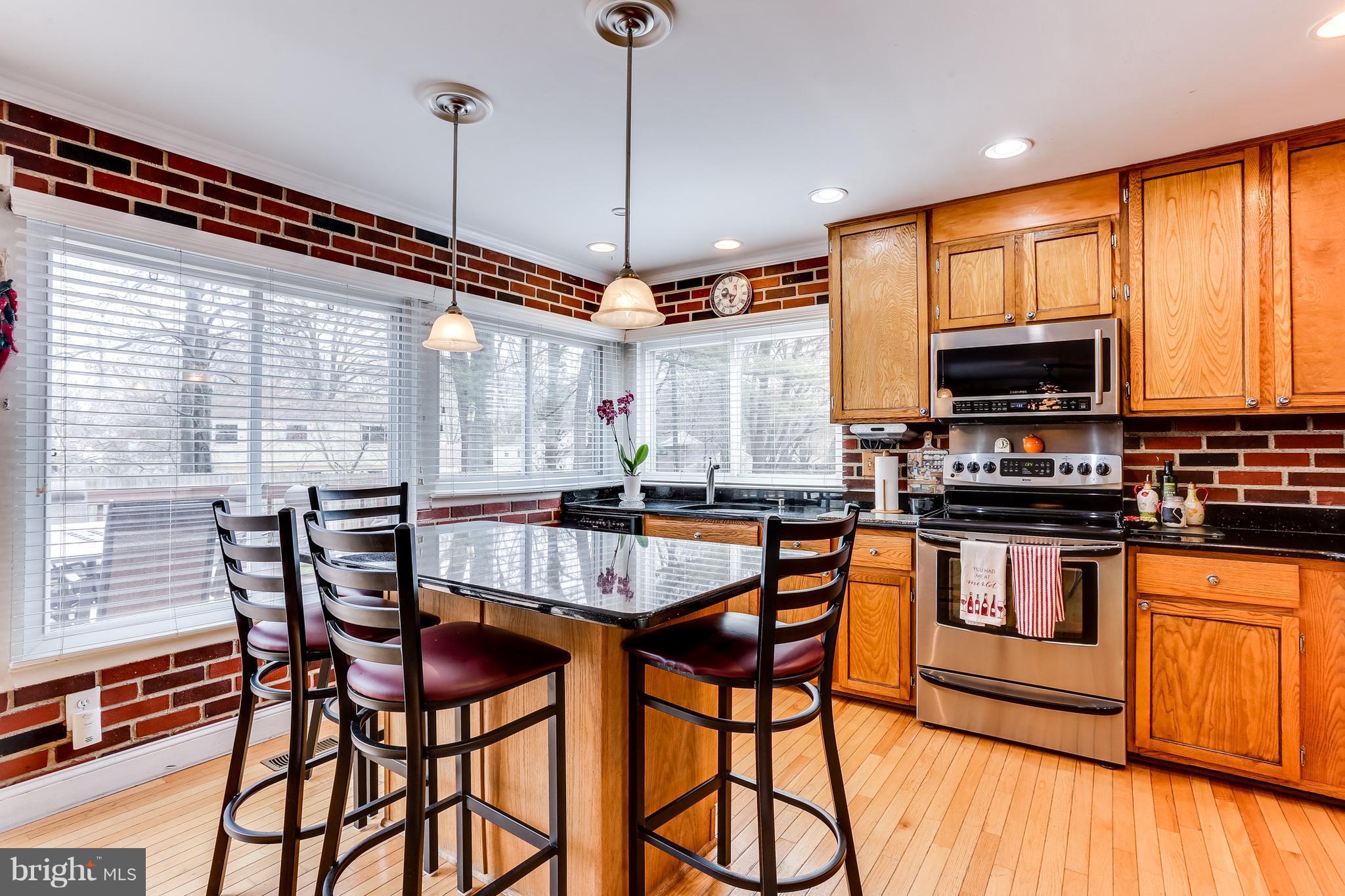 18909 Glendower Road Gaithersburg, MD 20879 - Photo 10 of 30 Kitchen