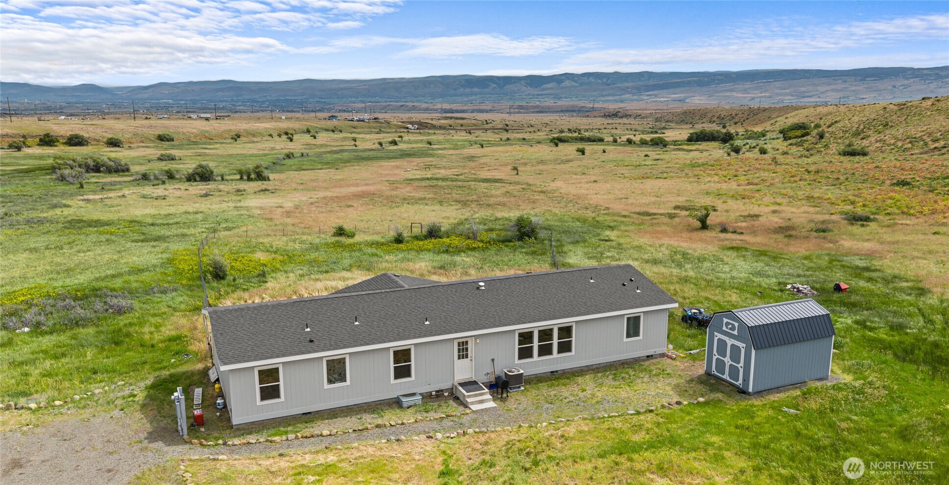 261 Flying Rock Road Ellensburg, WA 98926 - Photo 3 of 32