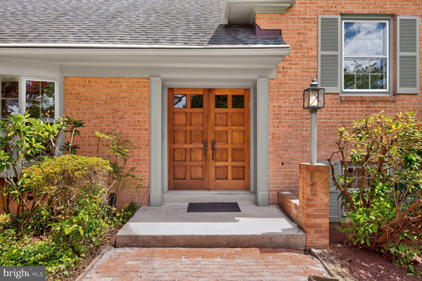 312 Kimblewick Drive Silver Spring, MD 20904 - Photo 3 of 61 Solid wood double entry front doors