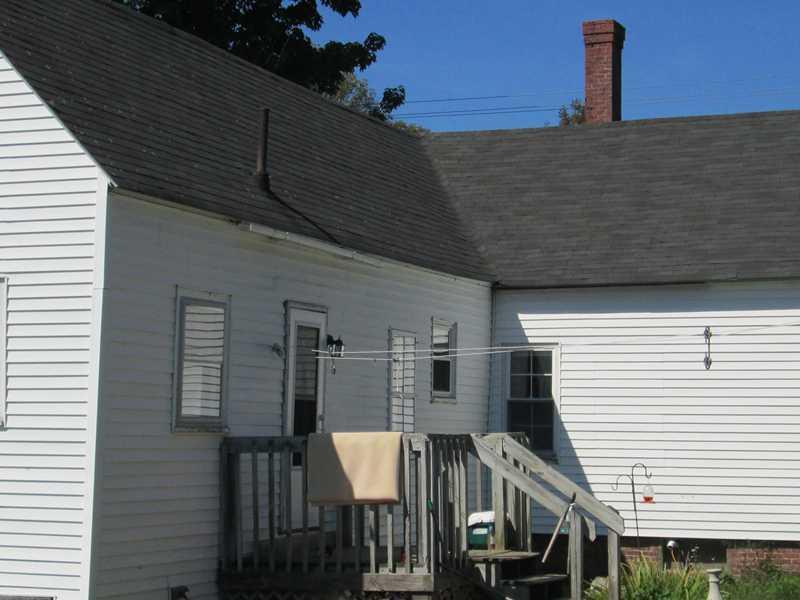 21 Parker Farm Road Buxton, ME 04093 - Photo 7 of 27 Exterior Front.