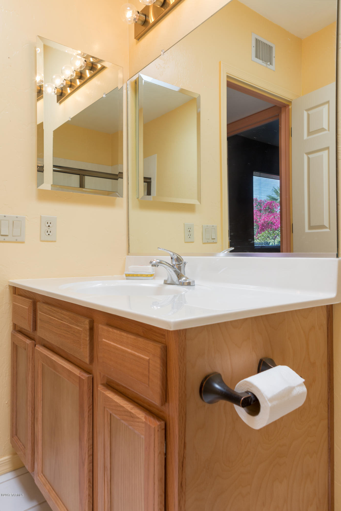 40 East Inverness Place Oro Valley, AZ 85737 - Photo 27 of 34