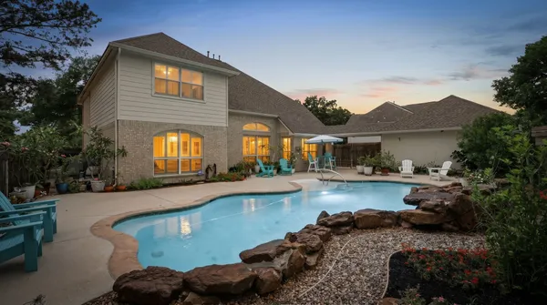 $550,000 | 15702 Cascading Brook Way, Cypress, TX 77433