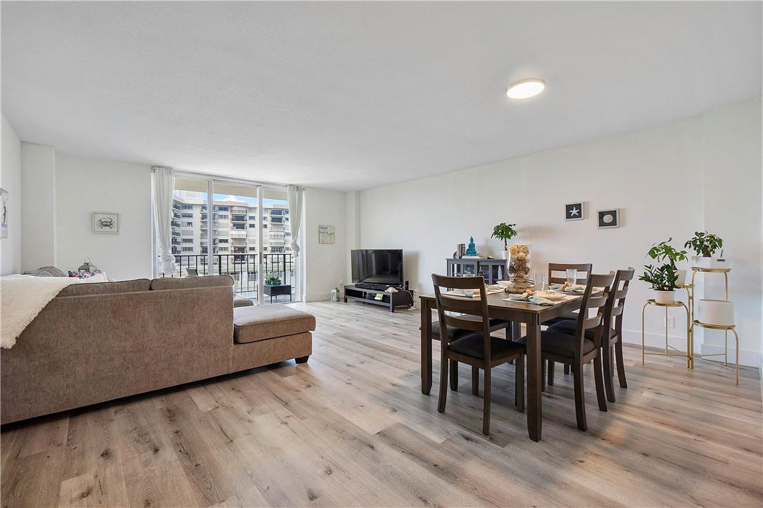 1900 South Ocean Boulevard, Unit 10J Pompano Beach, FL 33062 - Photo 4 of 36 SPACIOUS LIVING/DINING COMBO