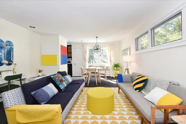 $10,000 | 3 Mill Pond Lane, Locust Valley, NY 11560