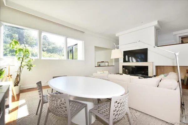 $10,000 | 3 Mill Pond Lane, Locust Valley, NY 11560